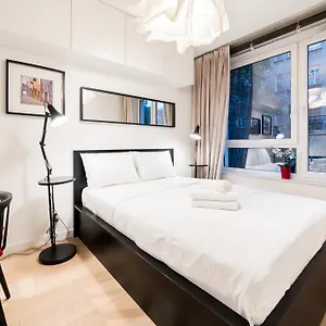 https://apt-wilda-deluxe.poznan-hotels.com